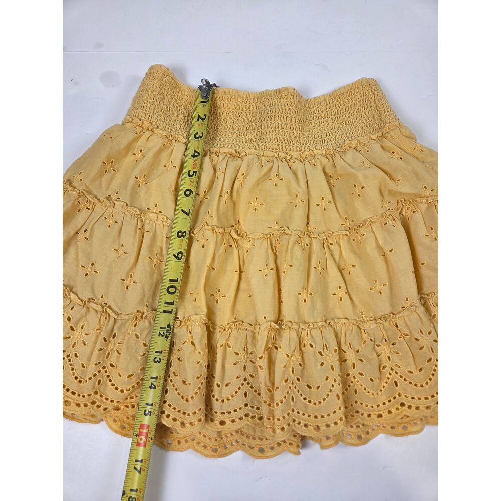 American Eagle outfitters Eyelet Ruffle Mini Skirt Size; S - Picture 2 of 7